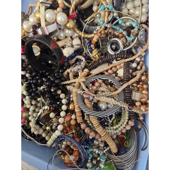 Vtg Craft Jewlery Lot About 8lbs - Picture 4 of 7